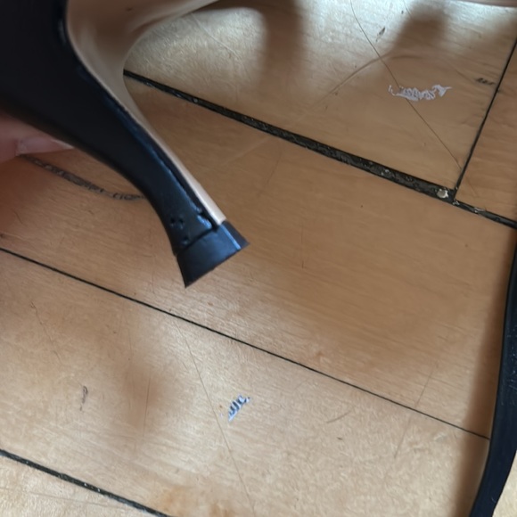 Zara Black Ankle Wrap Square Toes Trendy 3” Heeled Sandals - Picture 8 of 8